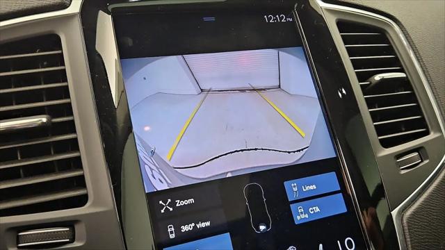 2020 Volvo XC90 T6 Momentum 6 Passenger