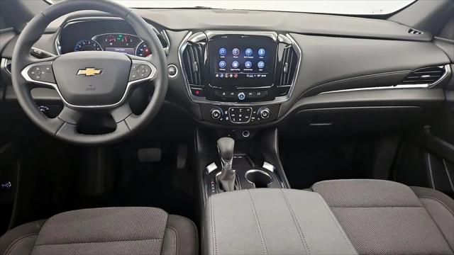 2023 Chevrolet Traverse FWD LT Cloth