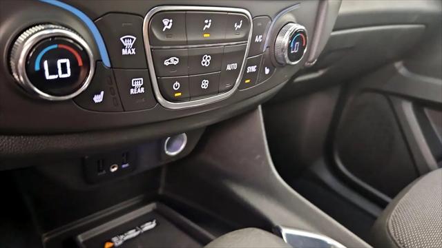 2023 Chevrolet Traverse FWD LT Cloth