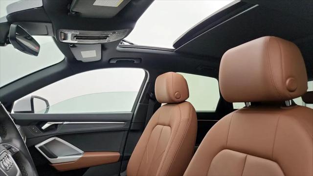 2022 Audi Q3 Premium Plus 45 TFSI S line quattro Tiptronic