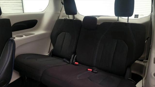 2021 Chrysler Pacifica Touring