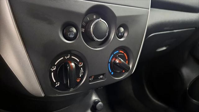 2019 Nissan Versa 1.6 SV
