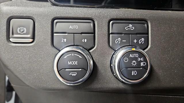 2023 GMC Sierra 1500 4WD Crew Cab Short Box Elevation with 3SB