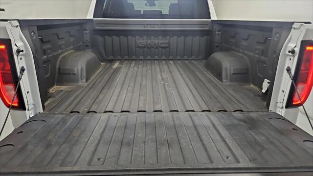 2023 GMC Sierra 1500 4WD Crew Cab Short Box Elevation with 3SB