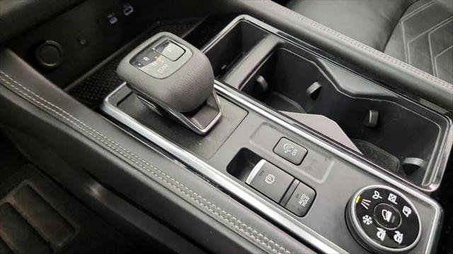 2023 Nissan Pathfinder Platinum 4WD