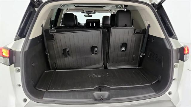 2023 Nissan Pathfinder Platinum 4WD