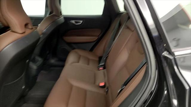2023 Volvo XC60 B5 Plus Dark Theme