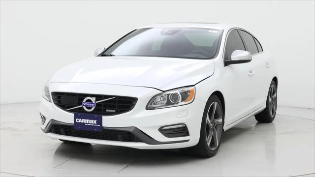 2015 Volvo S60 T6 R-Design Platinum