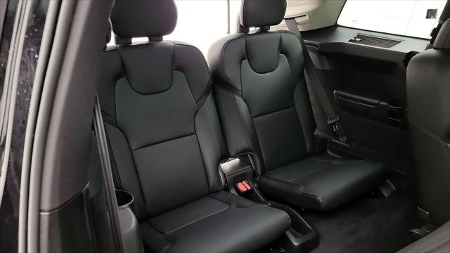 2023 Volvo XC90 B5 Core