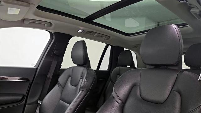 2019 Volvo XC90 T6 Momentum