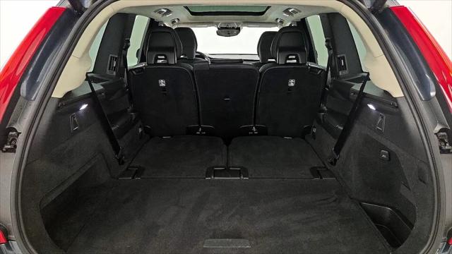 2019 Volvo XC90 T6 Momentum