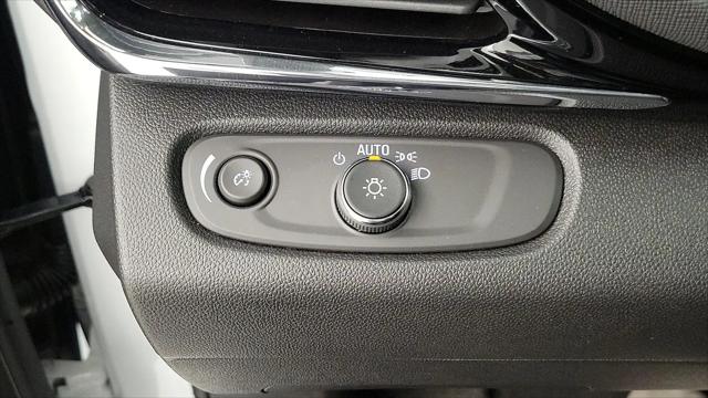 2025 Buick NV Sport Touring FWD
