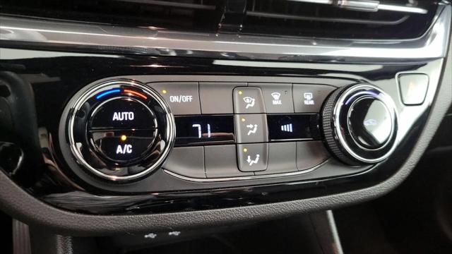 2025 Buick NV Sport Touring FWD