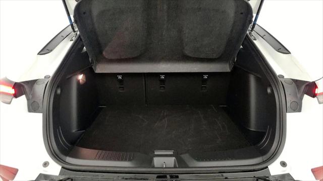 2025 Buick NV Sport Touring FWD