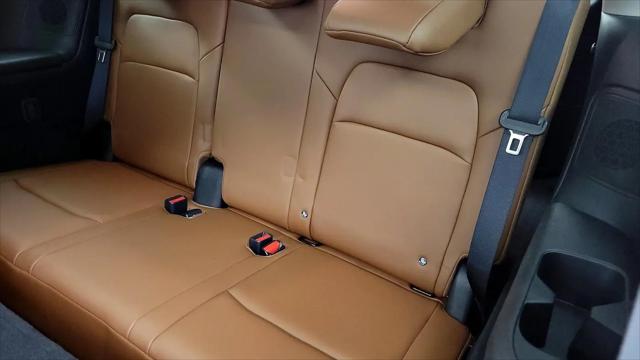 2023 Nissan Pathfinder Platinum 4WD