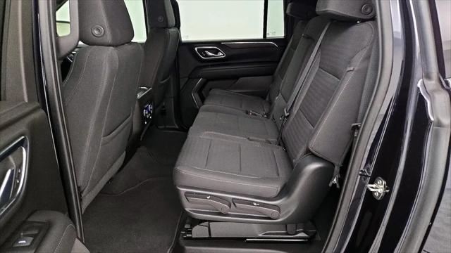 2023 Chevrolet Suburban 2WD LS