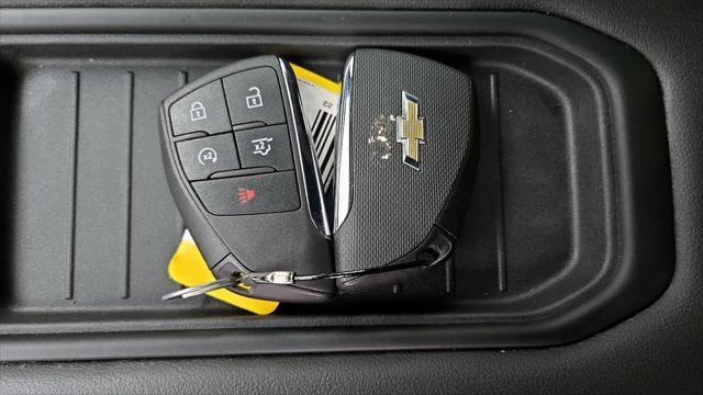 2023 Chevrolet Suburban 2WD LS