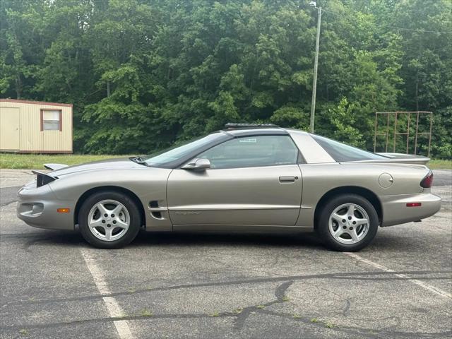2000 Pontiac Firebird Base