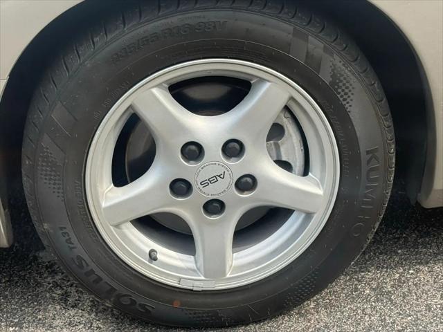 2000 Pontiac Firebird Base