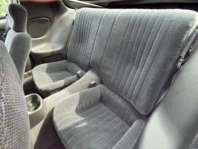 2000 Pontiac Firebird Base