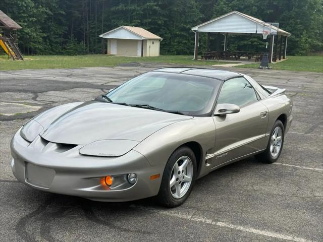 2000 Pontiac Firebird Base