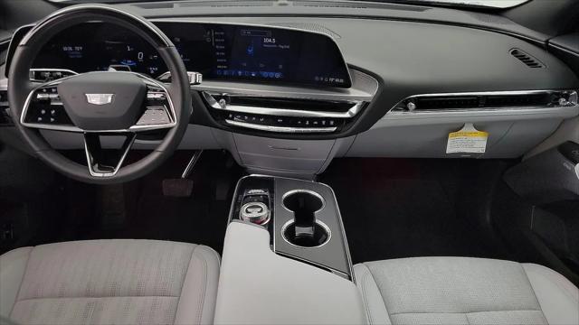 2024 Cadillac iQ Luxury w/1SE