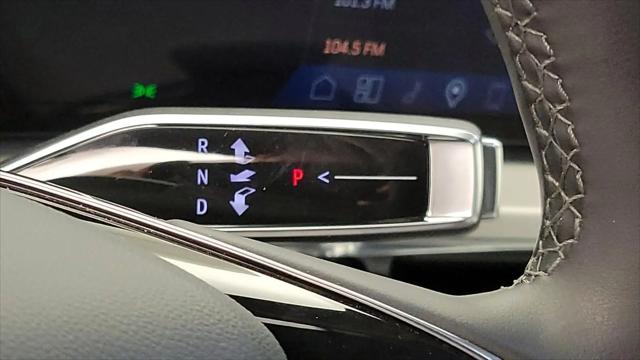 2024 Cadillac iQ Luxury w/1SE