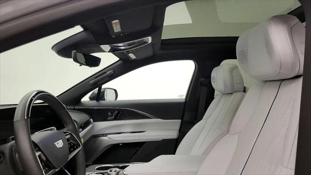 2024 Cadillac iQ Luxury w/1SE