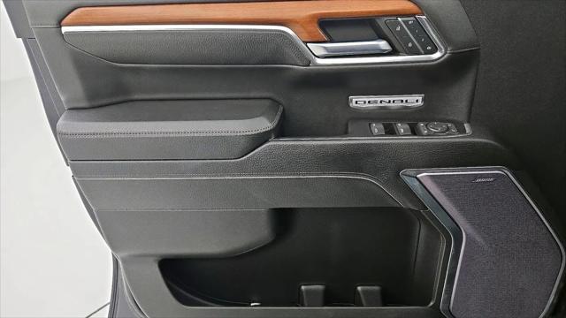 2022 GMC Sierra 1500 4WD Crew Cab Short Box Denali