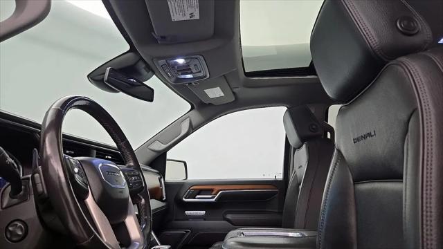 2022 GMC Sierra 1500 4WD Crew Cab Short Box Denali