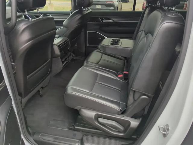 2024 Jeep Wagoneer Series III 4x4