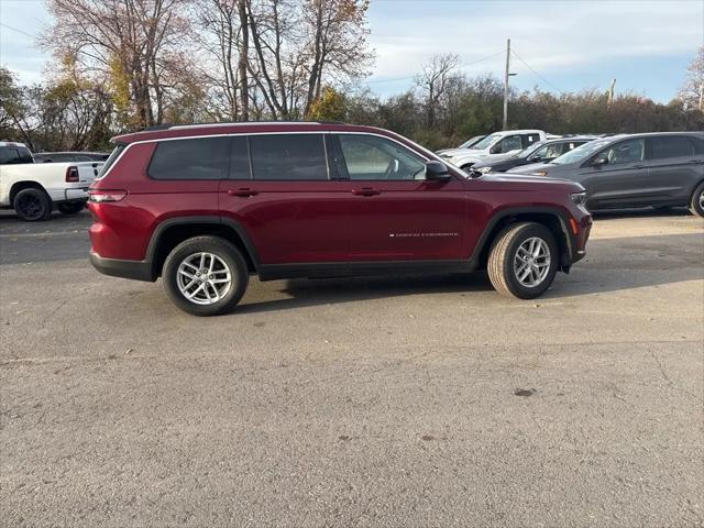 2024 Jeep Grand Cherokee L Laredo 4x4