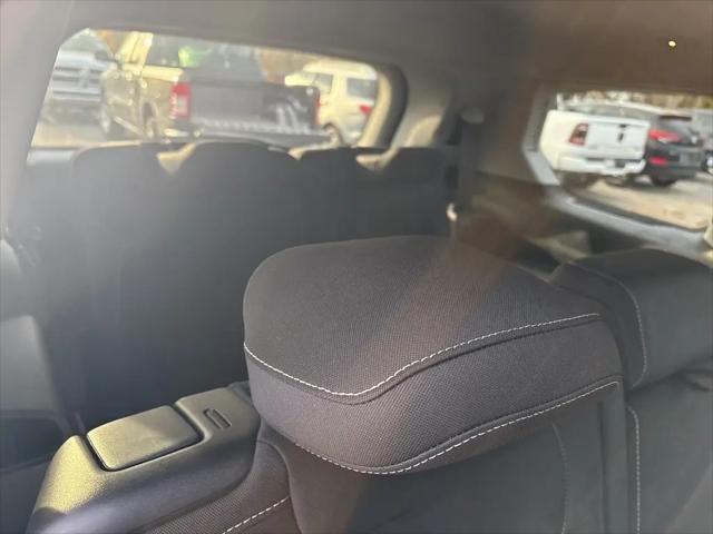 2024 Jeep Grand Cherokee L Laredo 4x4