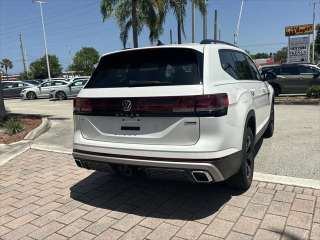 2026 Volkswagen Atlas Peak Edition