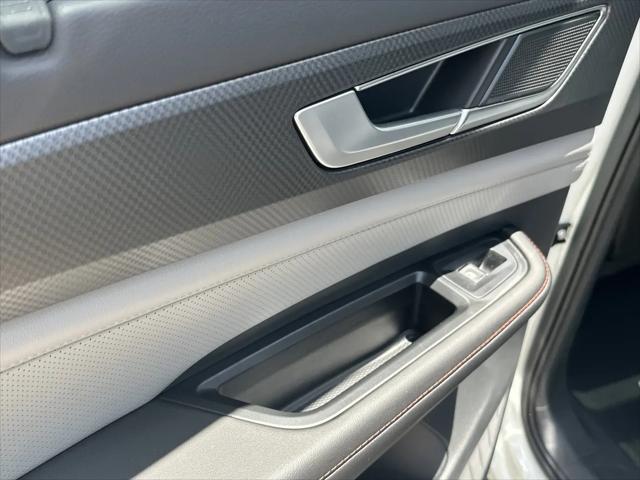 2026 Volkswagen Atlas Peak Edition