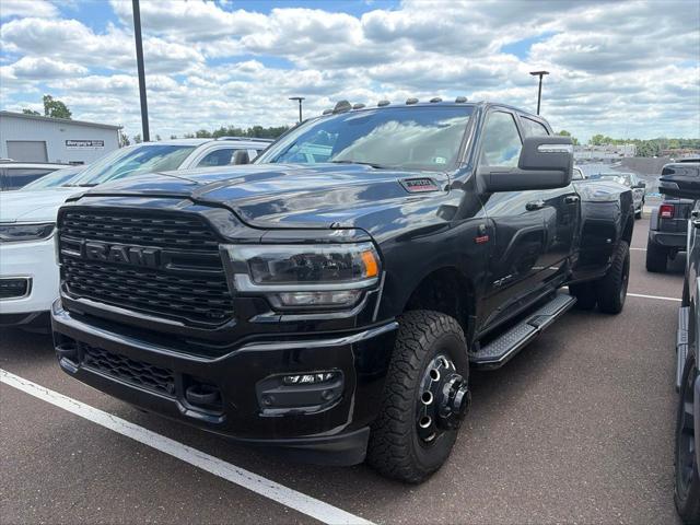 2023 RAM 3500 Big Horn Crew Cab 4x4 8 Box 2023 RAM 3500 Big Horn Crew Cab 4x4 8 Box