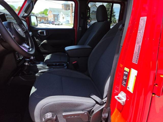 2025 Jeep Wrangler 4xe Sahara 4xe