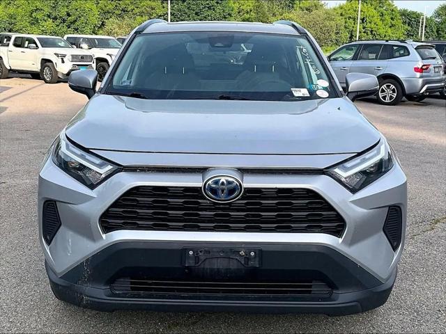 2022 Toyota RAV4 Hybrid XLE