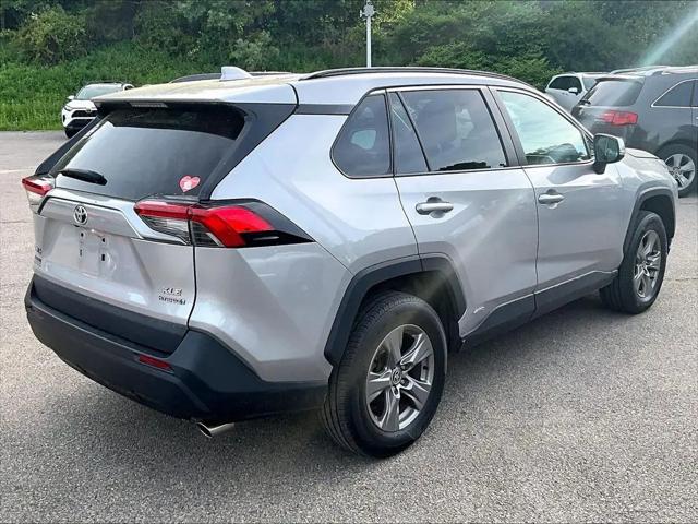 2022 Toyota RAV4 Hybrid XLE