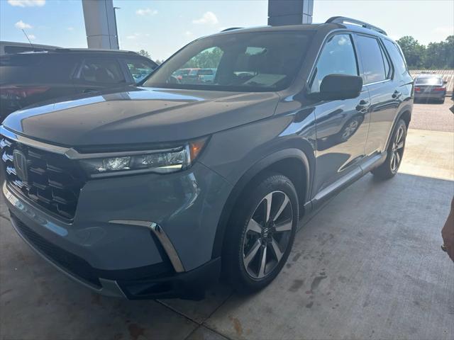 2023 Honda Pilot AWD Elite