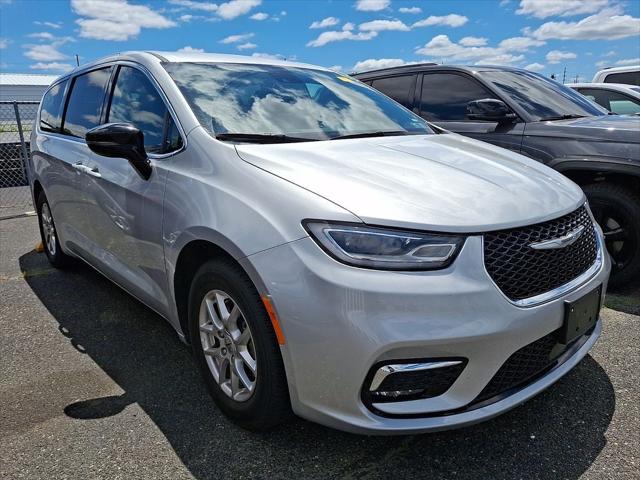 2024 Chrysler Pacifica Touring L 2024 Chrysler Pacifica Touring L