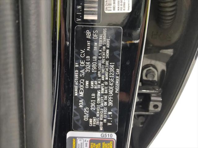 2025 Kia K4 EX
