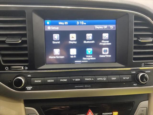 2018 Hyundai Elantra SE