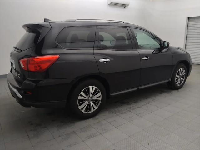 2019 Nissan Pathfinder SL