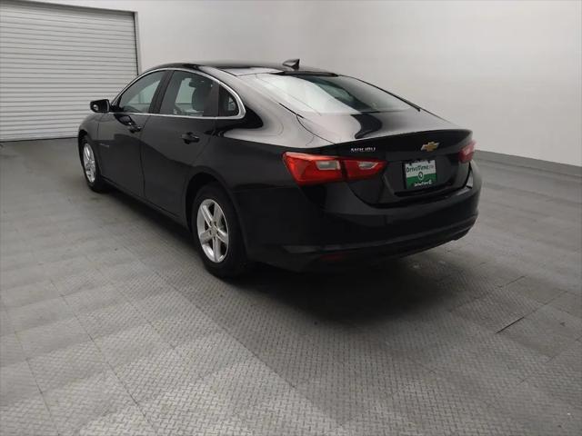 2021 Chevrolet Malibu FWD 1FL