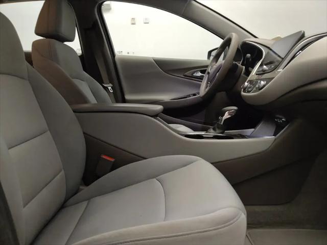 2021 Chevrolet Malibu FWD 1FL