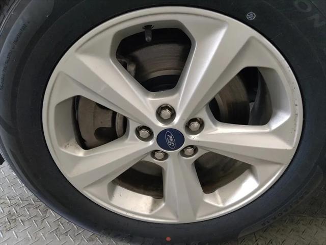 2021 Ford Edge SE