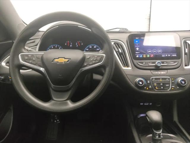 2022 Chevrolet Malibu FWD LT
