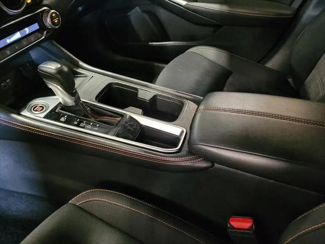 2022 Nissan Sentra SR Xtronic CVT