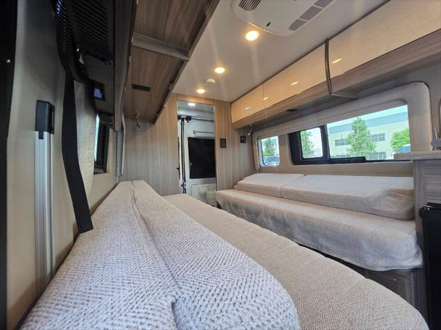 2024 Ram ProMaster Window Van High Roof 159" WB EXT